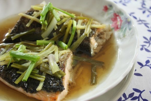 Steamed Salmon With Ginger And Spring Onions Recipe | Spring Tomorrow