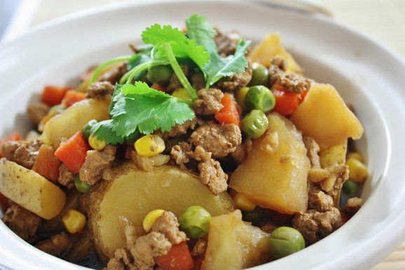 Stir Fried Minced Pork with Potatoes Recipe | Spring Tomorrow