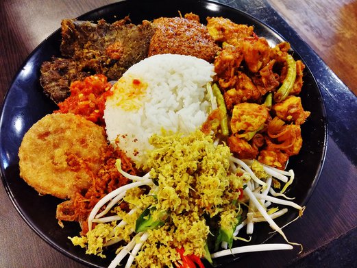 Nasi Ambeng @ Pu3 Restaurant, Bencoolen Street | Spring Tomorrow